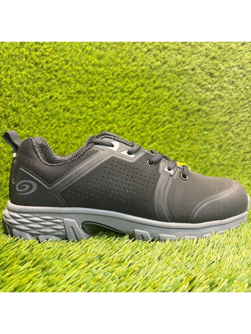 Nautilus Zephyr Womens Size 9.5D Black Gray Composite Toe Safety Work Shoes